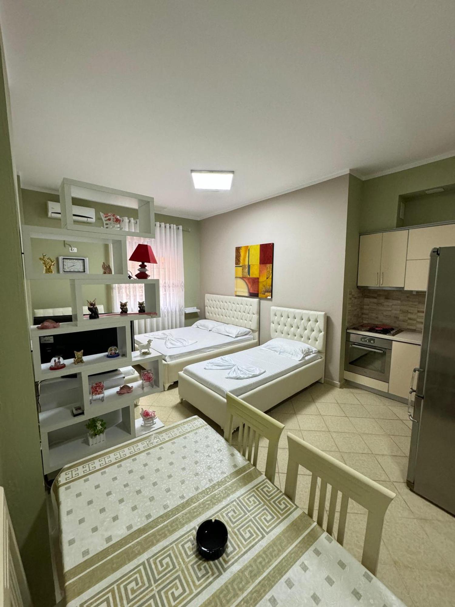 Solei Apartments Саранда Экстерьер фото